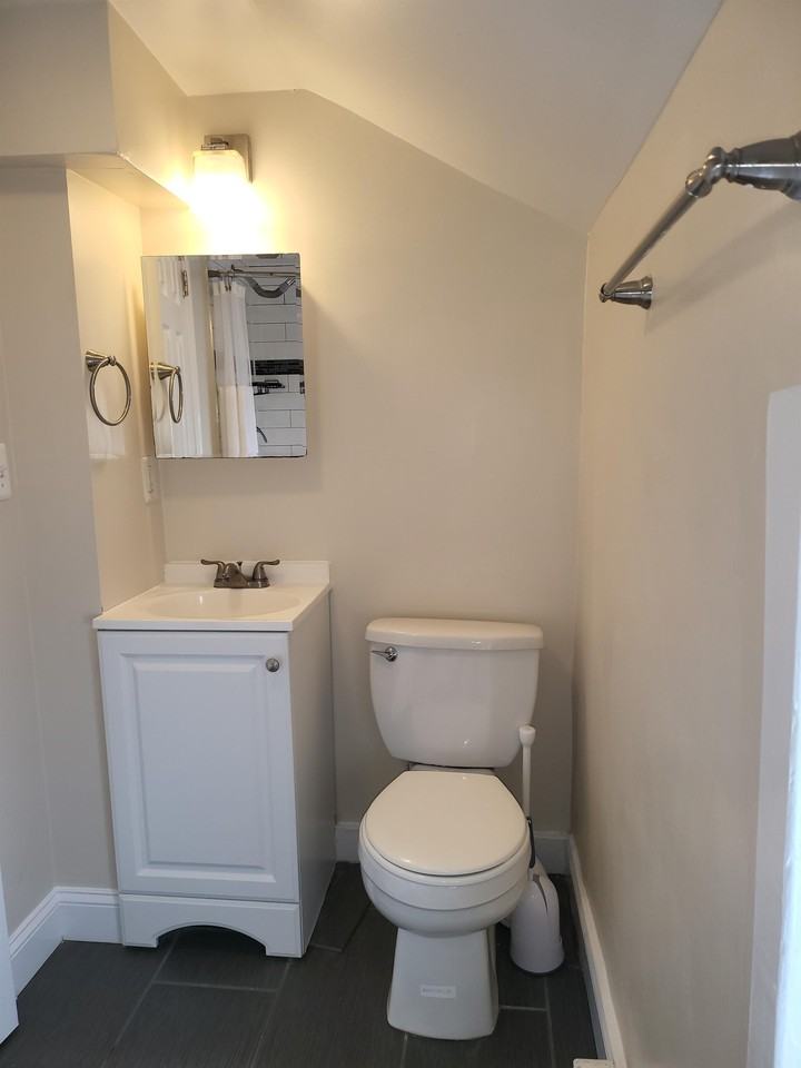 110 East South Street #1 - Photo 3 of 32