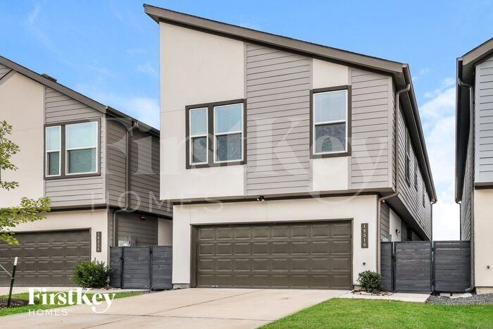 18310 W Centro Cir - Photo 2 of 19