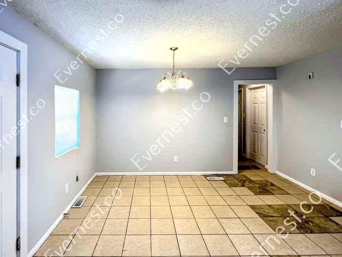 8134 Douglas Ave - Photo 3 of 24