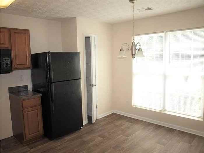 3489 Waldrop Trl - Photo 7 of 11