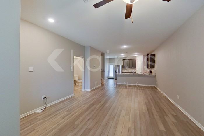 205 Capital Hill Vw - Photo 4 of 26