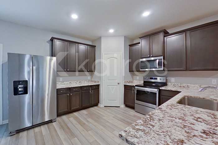 205 Capital Hill Vw - Photo 5 of 26