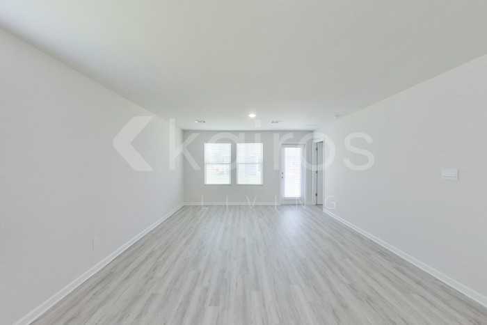 14238 Ruffian Ave - Photo 2 of 25