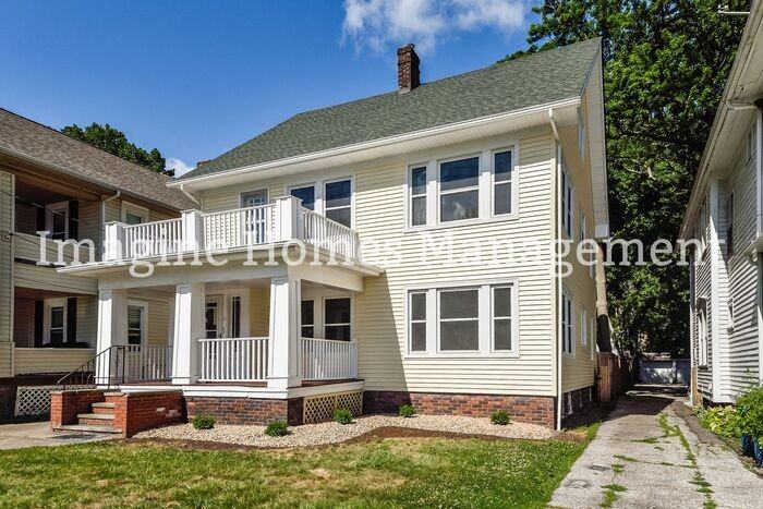 1292 Edwards Ave #2 - Photo 4 of 21