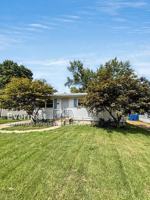 featured image of 1213 Scott Ave