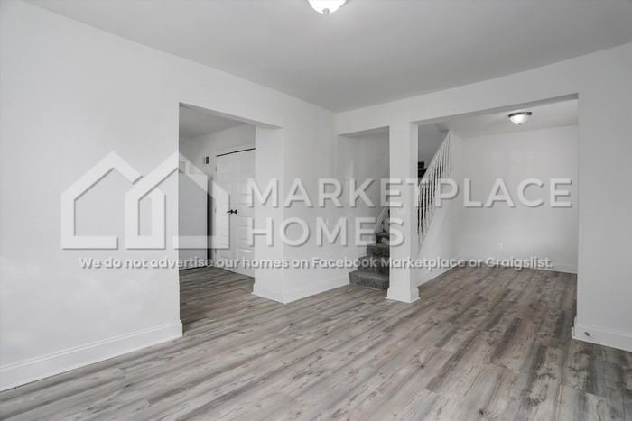 11051 Dodge Ave - Photo 5 of 31