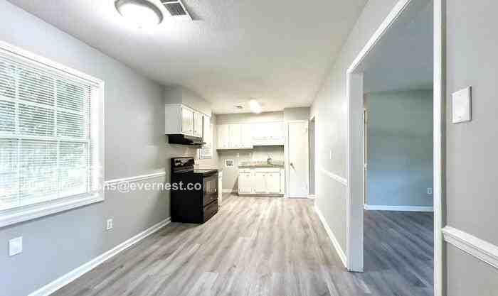 3674 Ridgemont Rd - Photo 3 of 22