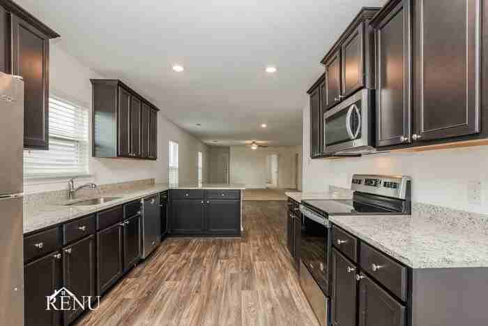 17013 Dusty Boots Ln - Photo 3 of 19