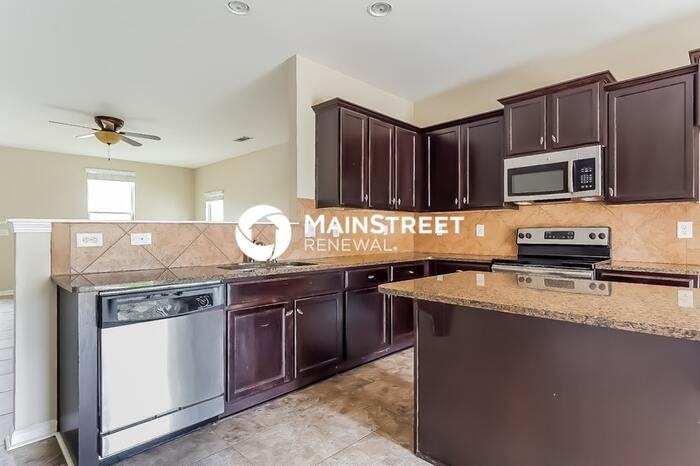 5816 Cheshire Cove Trl - Photo 6 of 17