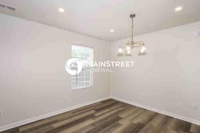 4631 Tulip Creek Drive - Photo 5 of 19