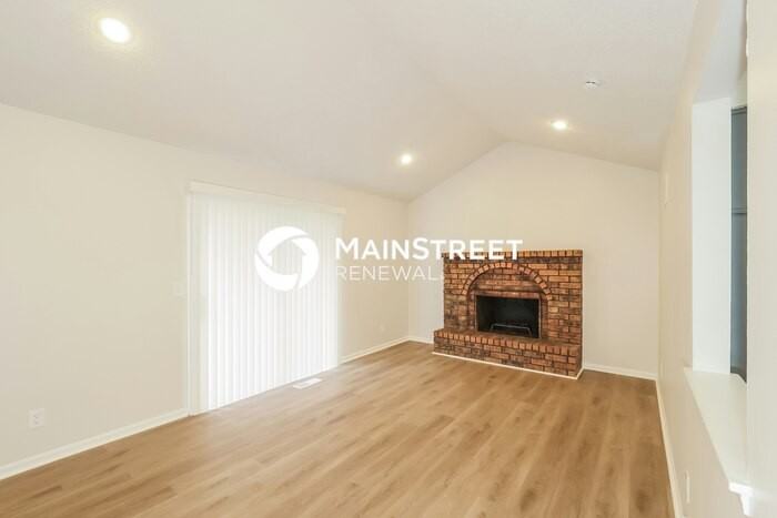 2218 Northwest 64th Terrace - Photo 4 of 19