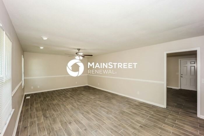 185 Hyde Cir - Photo 3 of 18