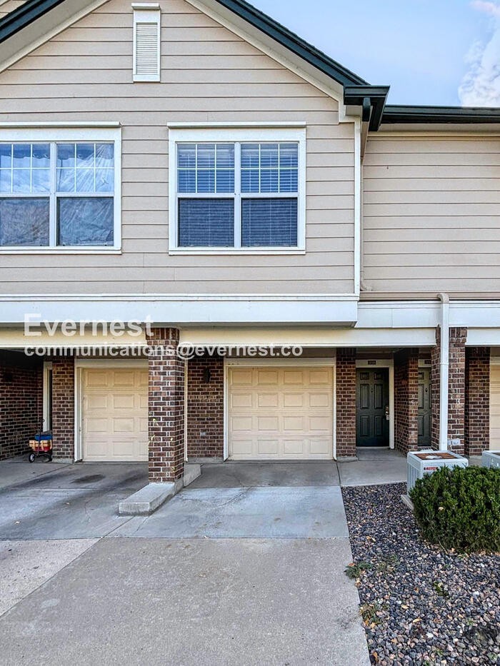 2016 Oxford Lane - Photo 2 of 36