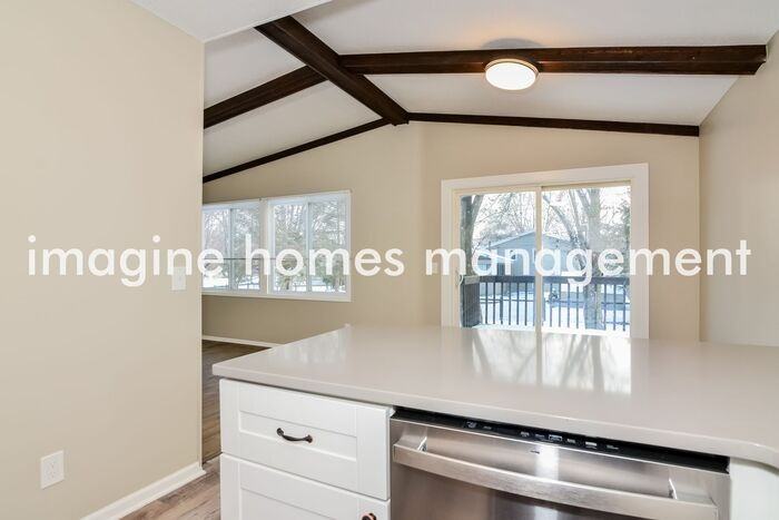 3517 83rd Avenue North - Photo 6 of 16