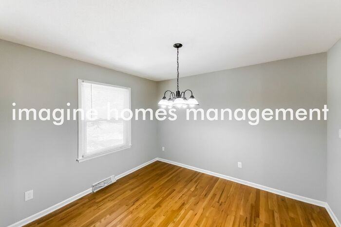 6815 North Michigan Avenue - Photo 4 of 20