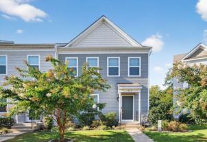 559 English Oak Ln - Photo 1 of 1