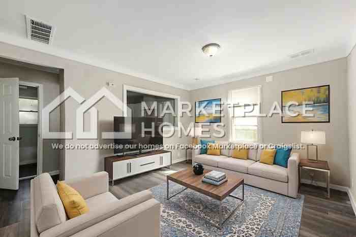 7577 Westminster Ave - Photo 4 of 22