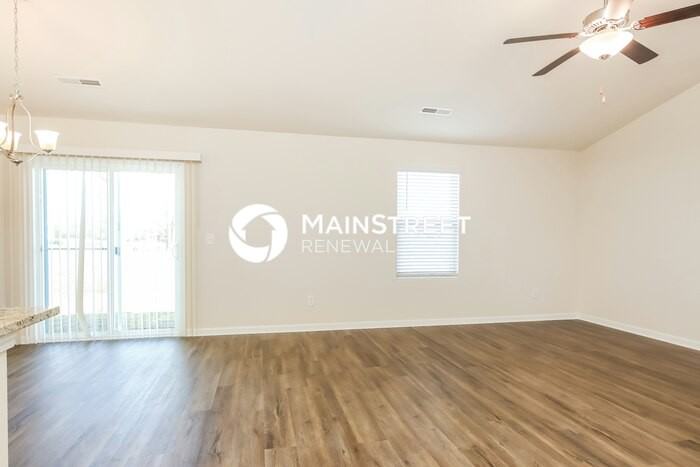 311 Armistead Ct - Photo 2 of 16