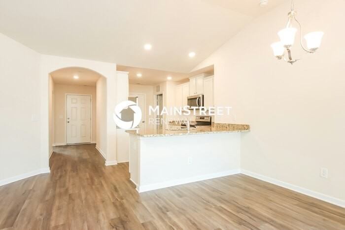 311 Armistead Ct - Photo 5 of 16