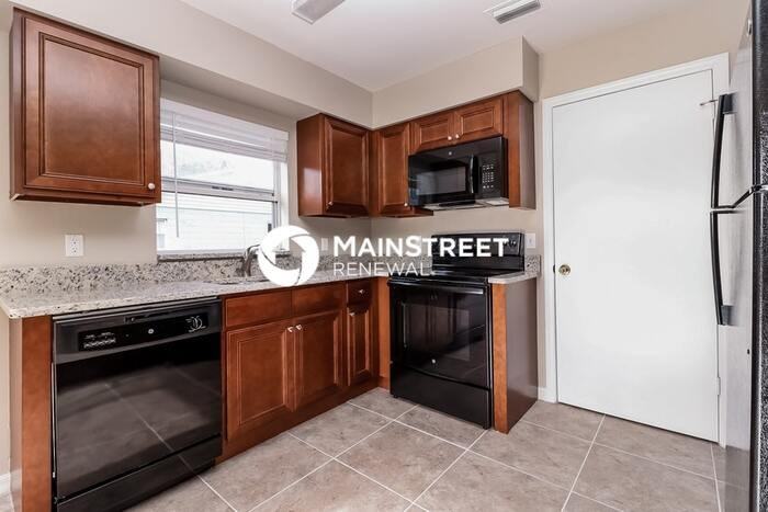 605 Dorothy Circle - Photo 4 of 15