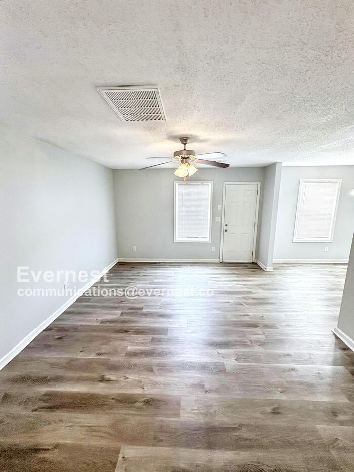 8573 Thomas Road - Photo 3 of 19