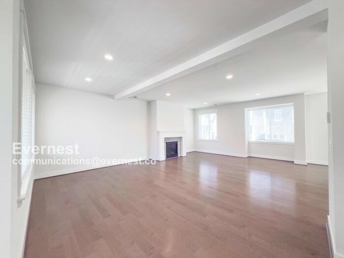 18526 46th Ave Se - Photo 6 of 27