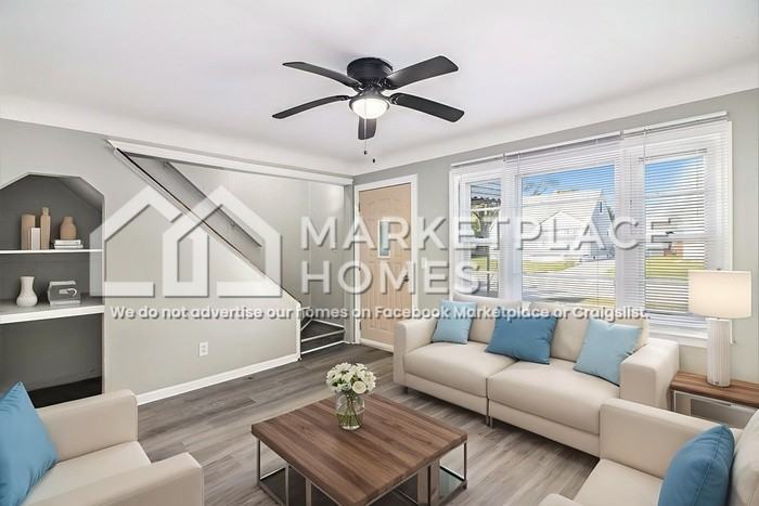 24850 Wilmot Ave - Photo 2 of 19