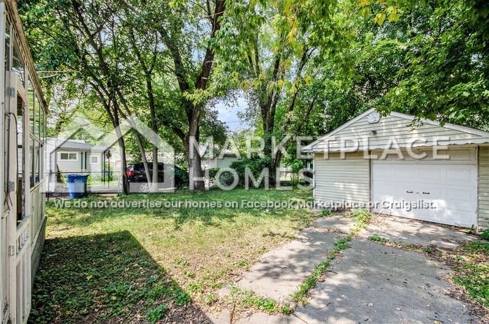 8147 Prospect Ave - Photo 2 of 24