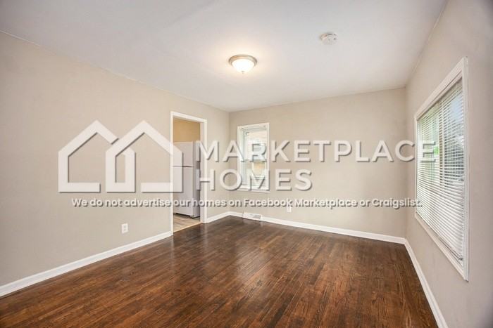 8147 Prospect Ave - Photo 4 of 24