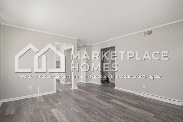 21415 Atlantic Ave - Photo 3 of 23