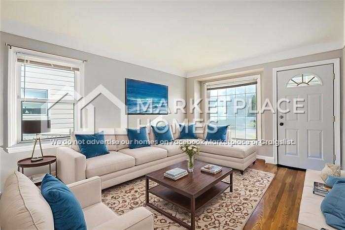 20943 Dexter Blvd - Photo 4 of 16