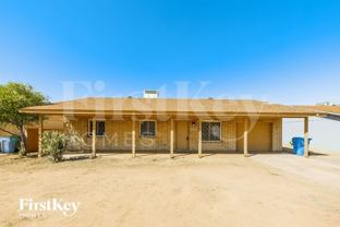 3526 W Sierra St - Photo 1 of 1