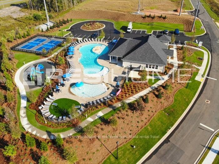 142 Water Lily Way - Photo 2 of 19