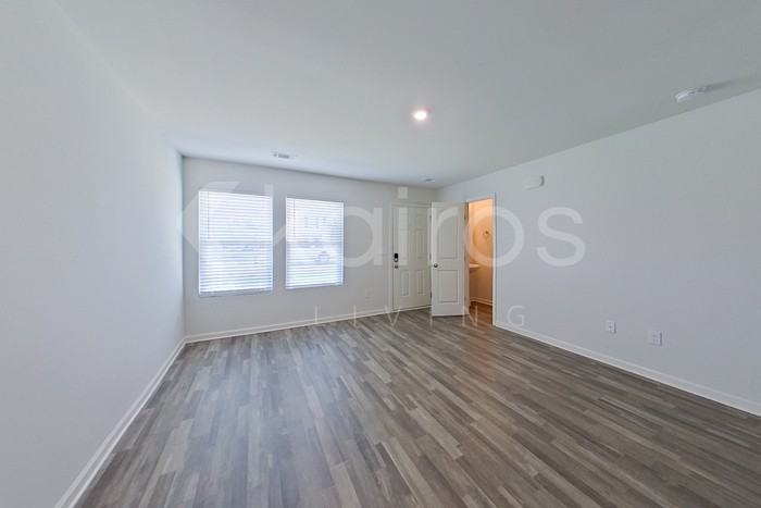 837 Vistamount Path - Photo 2 of 22