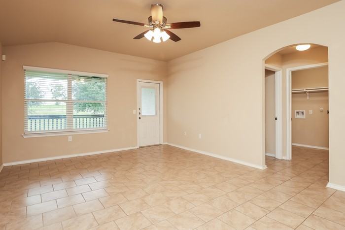 11414 Tiger Woods - Photo 5 of 21