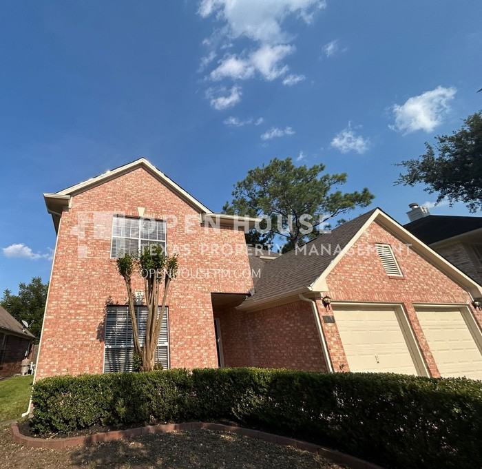 12618 Duchess Ln - Photo 4 of 40