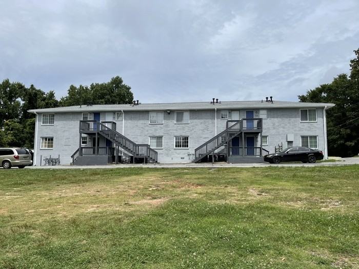1425 Joseph E Boone Blvd Nw #D204 - Photo 7 of 7