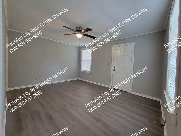 100 Wilson St - Photo 2 of 10