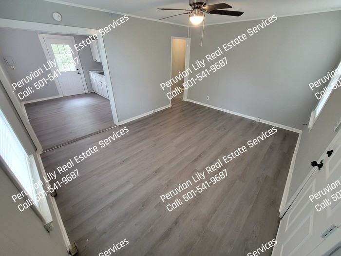 100 Wilson St - Photo 3 of 10