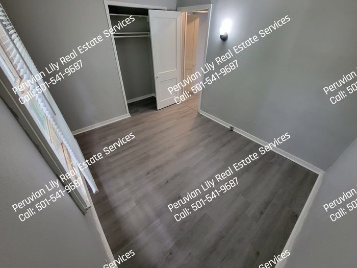 100 Wilson St - Photo 7 of 10