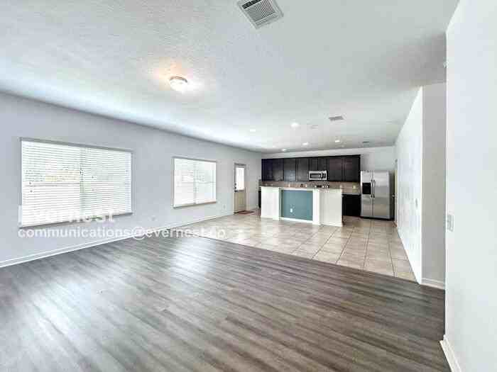 3510 Penta Flds - Photo 4 of 24