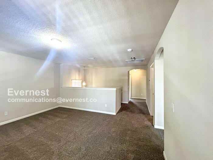 3510 Penta Flds - Photo 5 of 24