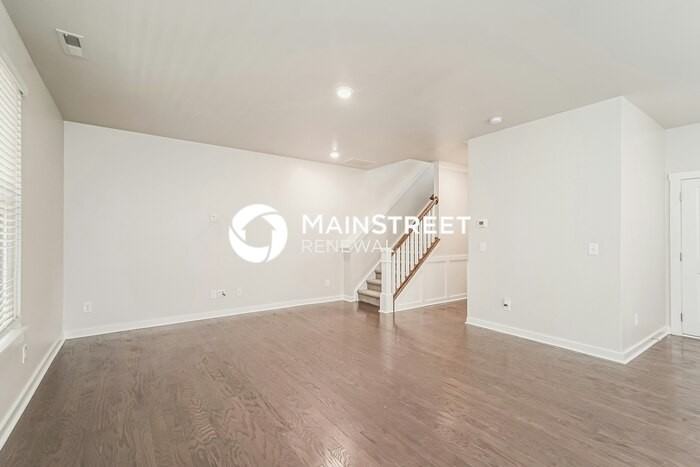 6228 Coatbridge Lane - Photo 5 of 20