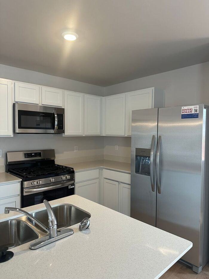 820 820 Northeast 102nd Street - Photo 7 of 20