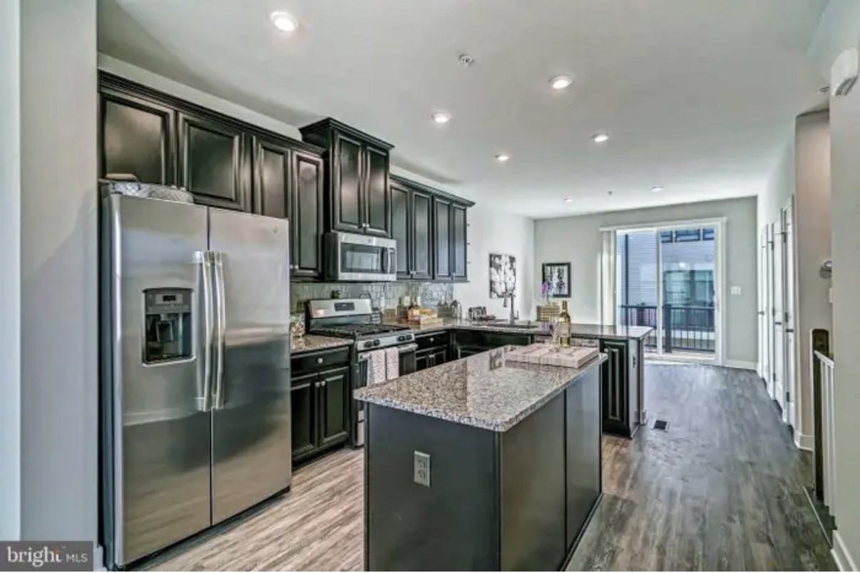 2820 Arts Vista Blvd #TH - Photo 2 of 4