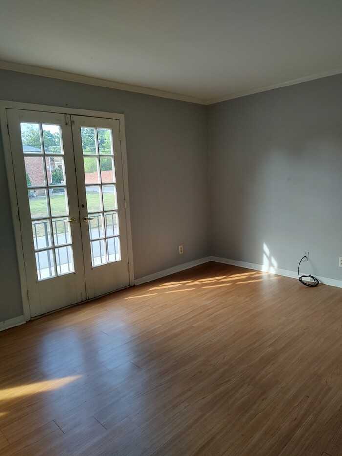 6401 Sandpiper Dr #B - Photo 2 of 12