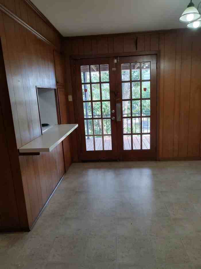6401 Sandpiper Dr #B - Photo 4 of 12