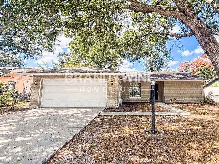 2712 Manor Hill Dr - Photo 3 of 25