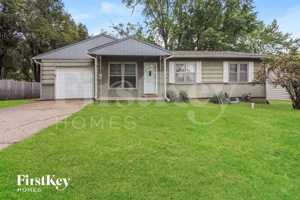 featured image of 400 Ne Forest Ave