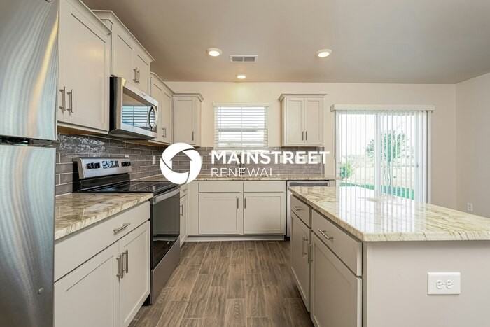 315 Ovada Avenue - Photo 6 of 18